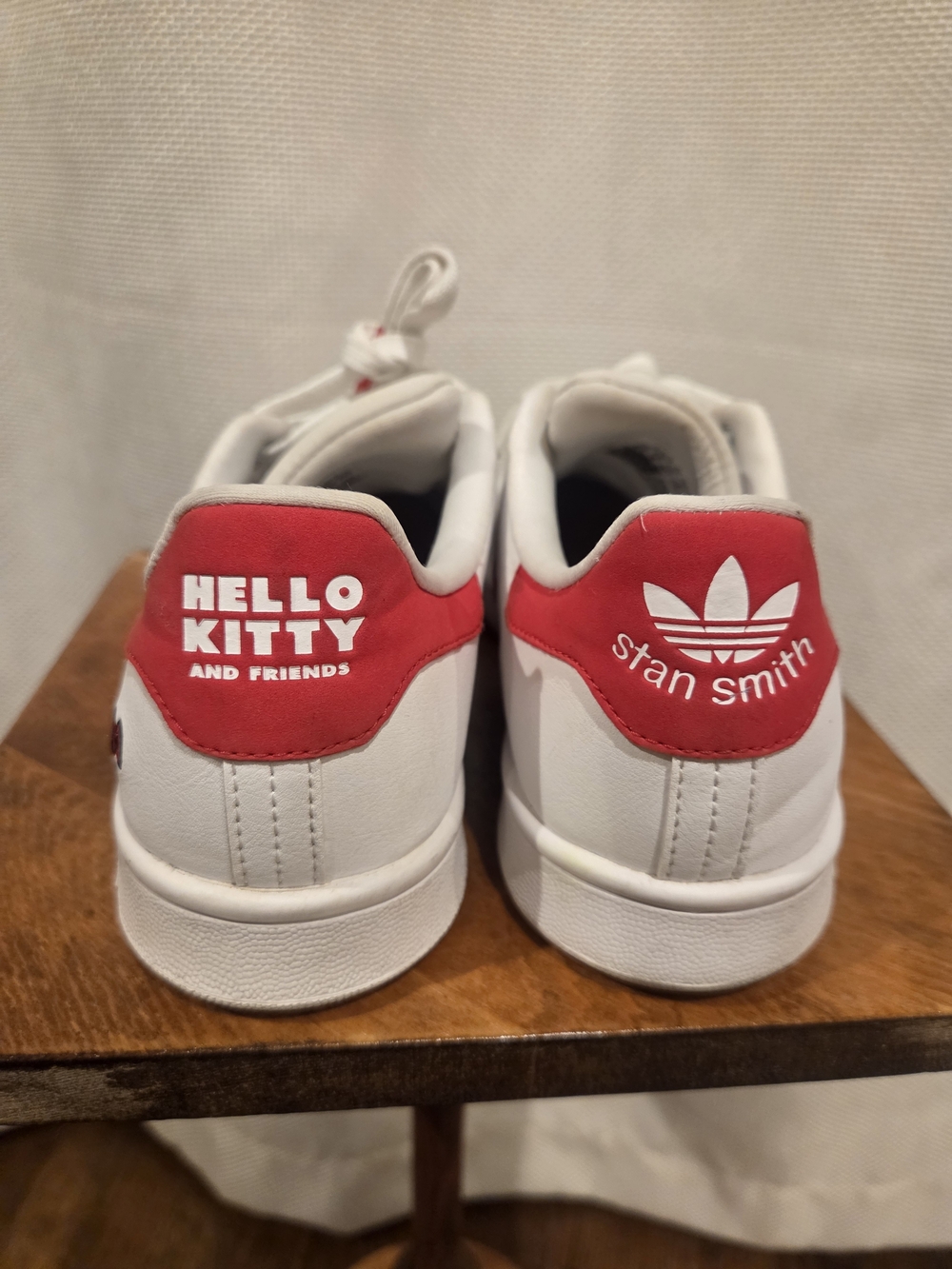 adidas - White Sneakers with Red Accents and Hello Kitty Detail Size 5.5 - Picture 3 of 9